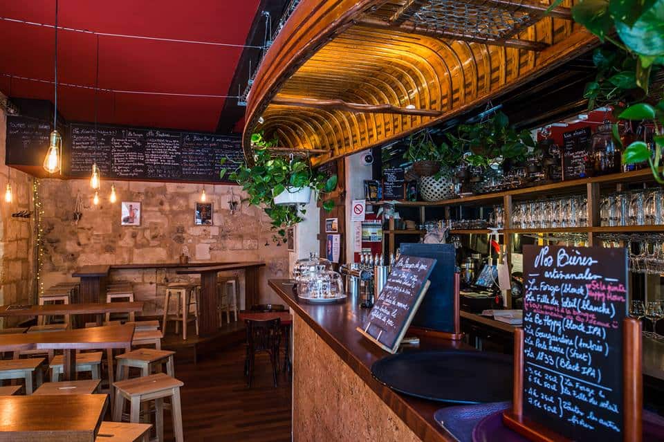 Au nouveau monde brasserie pub vegan vegetal bio bordeaux déco