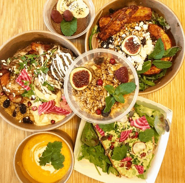 Kitchen garden bordeaux cantine végétale bar à jus salon de thé bowls.jpg