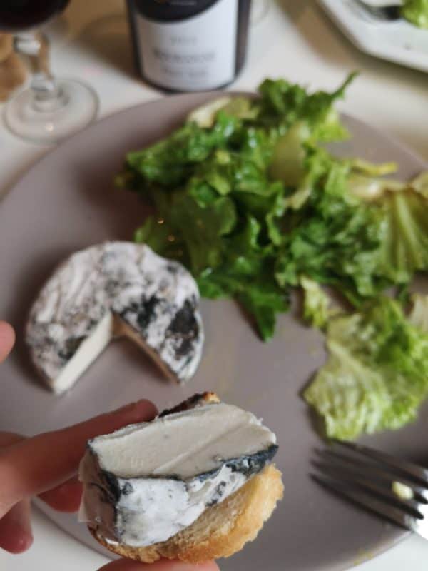 Fromage vegan : tout savoir sur le vrai-faux fromage - Top Santé