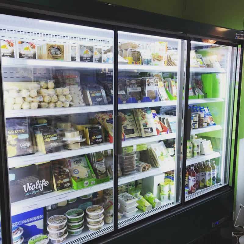 Végéstal ma boutique vegan épicerie Rennes vitrines